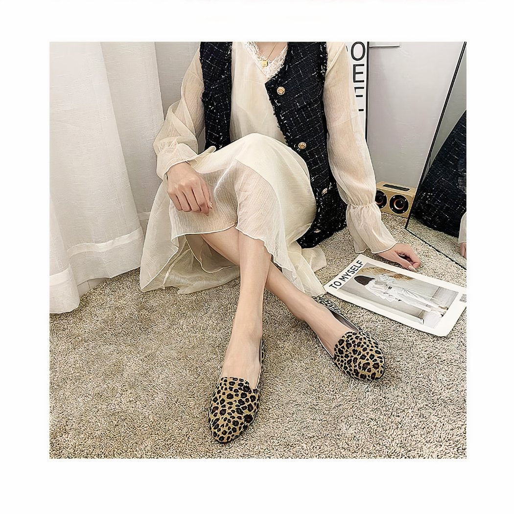 Women's flat leopard print loafers