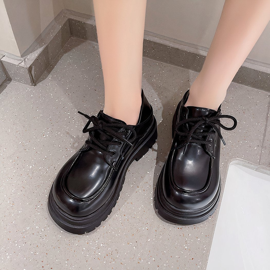 Women's lace-up platform loafers