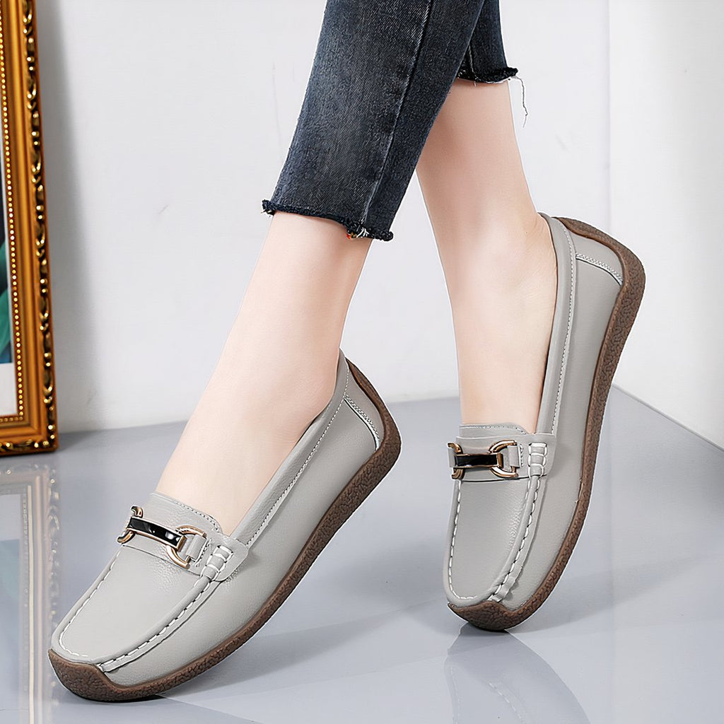 Women's loafers in imitation leather with gold detailing