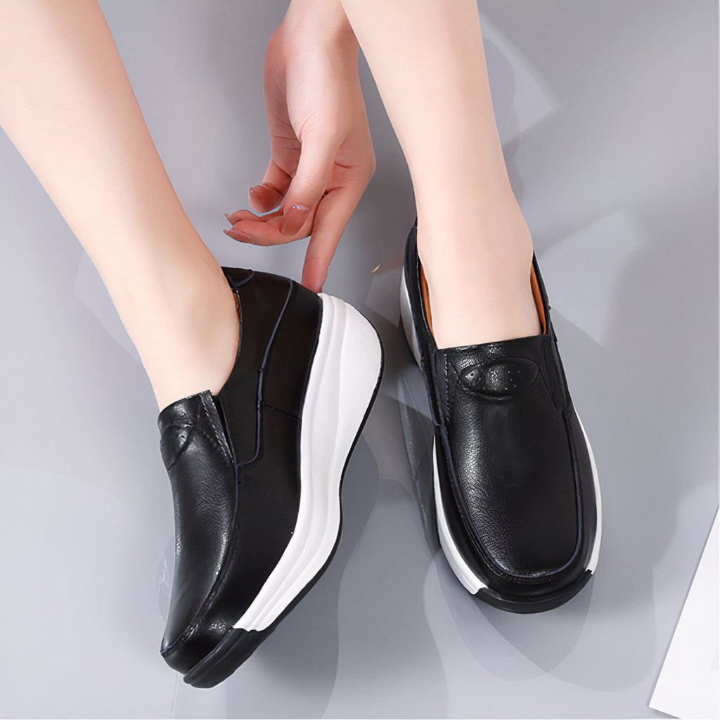 Women's faux leather orthopedic loafers with platform sole