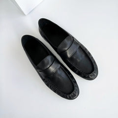 Women's retro loafers in soft leather with square heels, Black