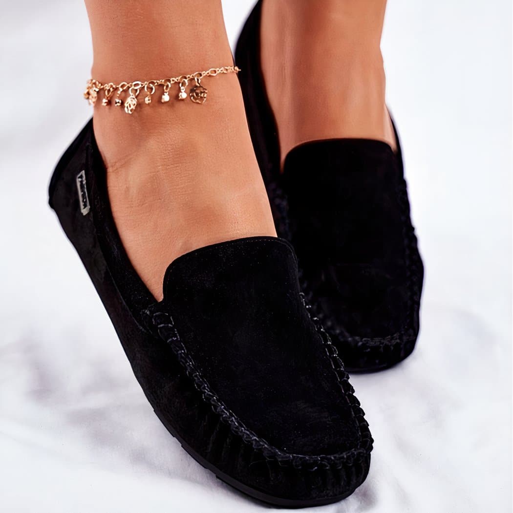 Women's velvet loafers