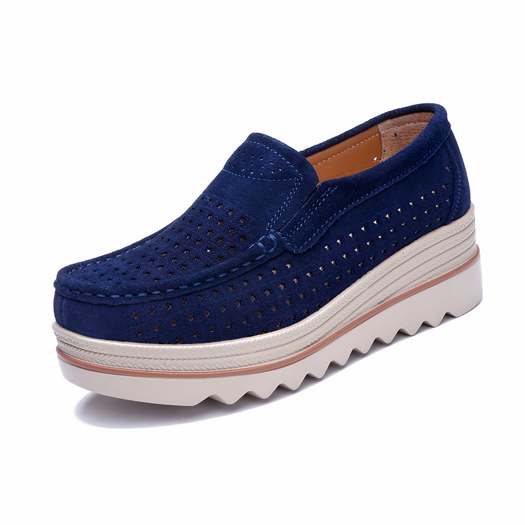 Women's wedge loafers with openwork star pattern