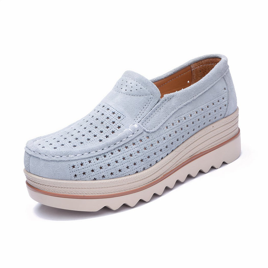 Women's wedge loafers with openwork star pattern