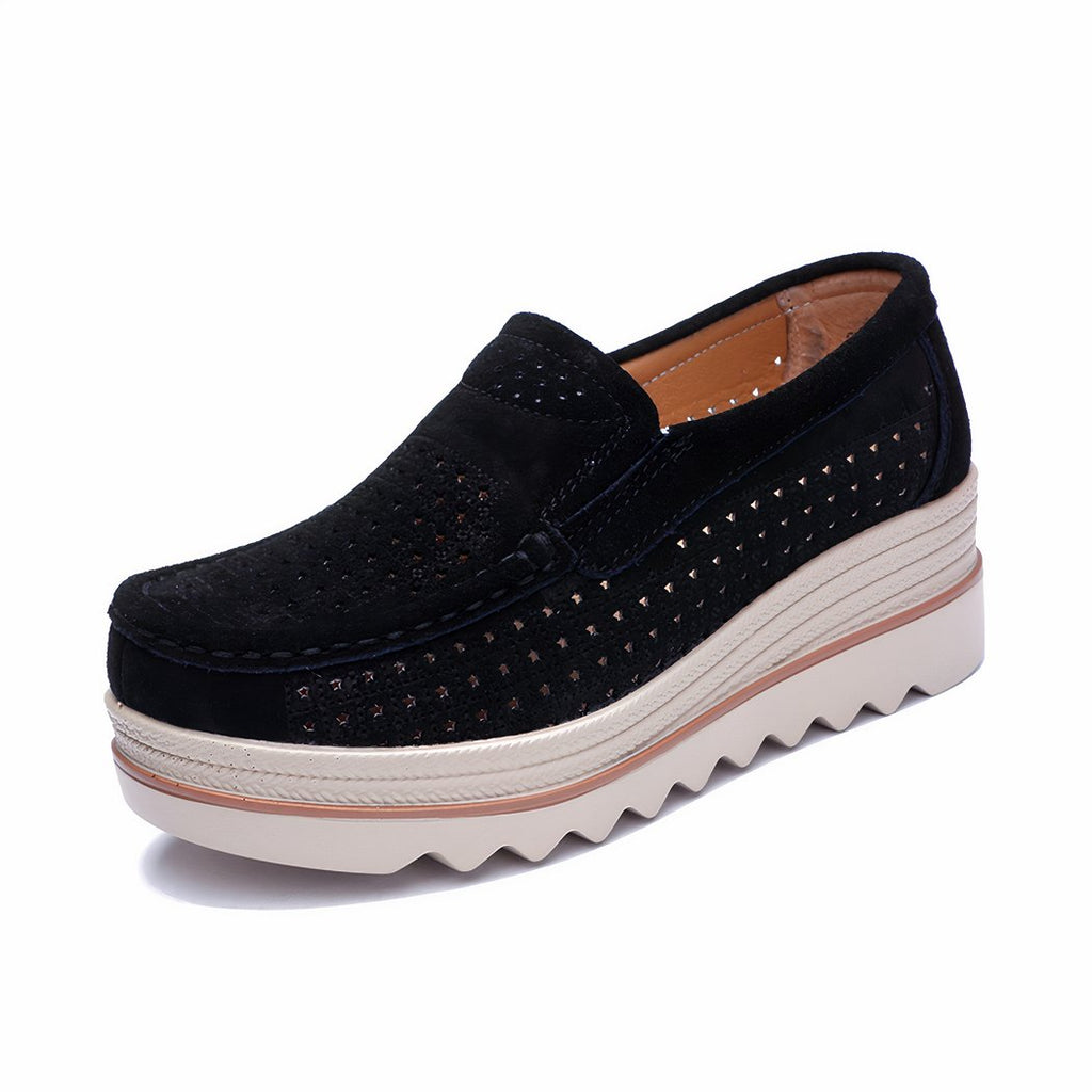 Women's wedge loafers with openwork star pattern
