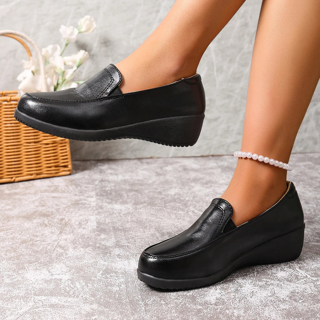 Women's black wedge loafers, view 7