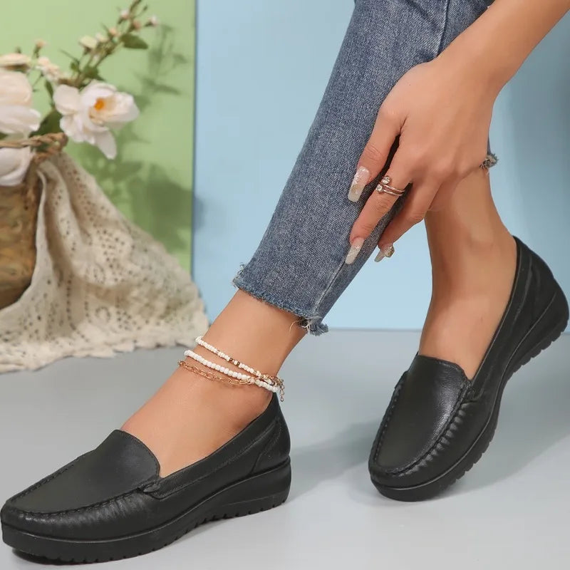 Women's comfort loafers with soft sole in Black, top view