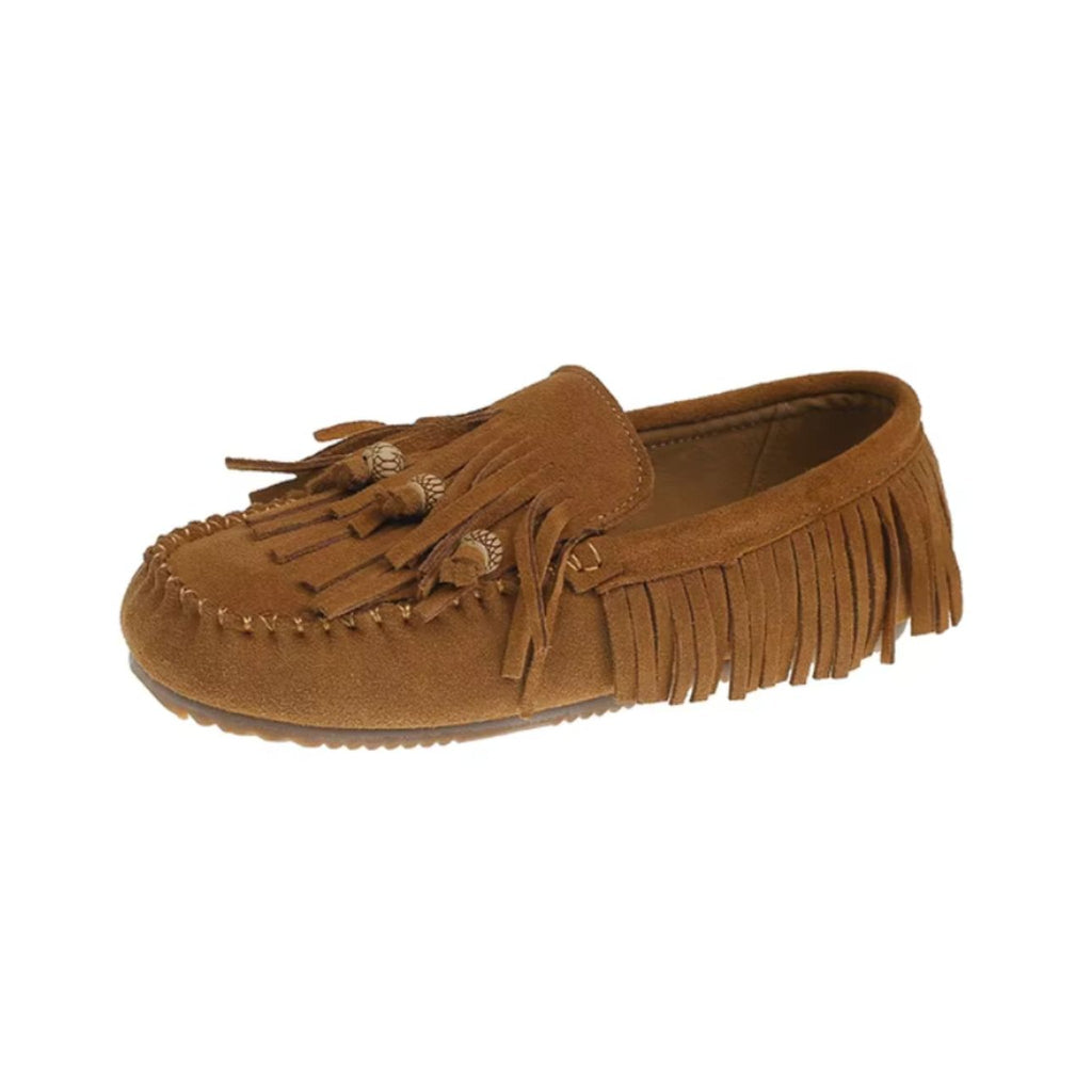 Soft rubber sole of the fringe moccasins
