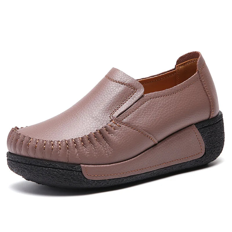 Beige smooth leather loafer