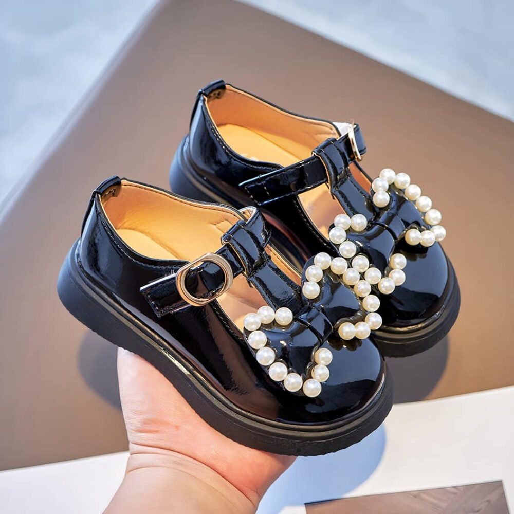 Bow tie moccasins for kids - Image 4