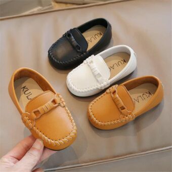 Casual leather moccasins for boys