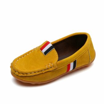 Soft slip-on moccasins for boys in yellow.