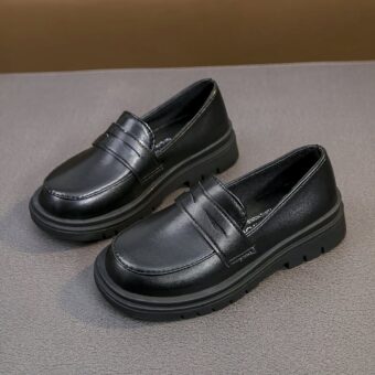 British-style leather moccasins for boys