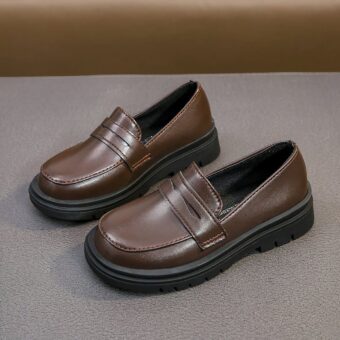 British-style leather moccasins for boys