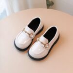 Boys' flat leather slip-on moccasins