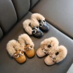 black or beige moccasin with fur for girl