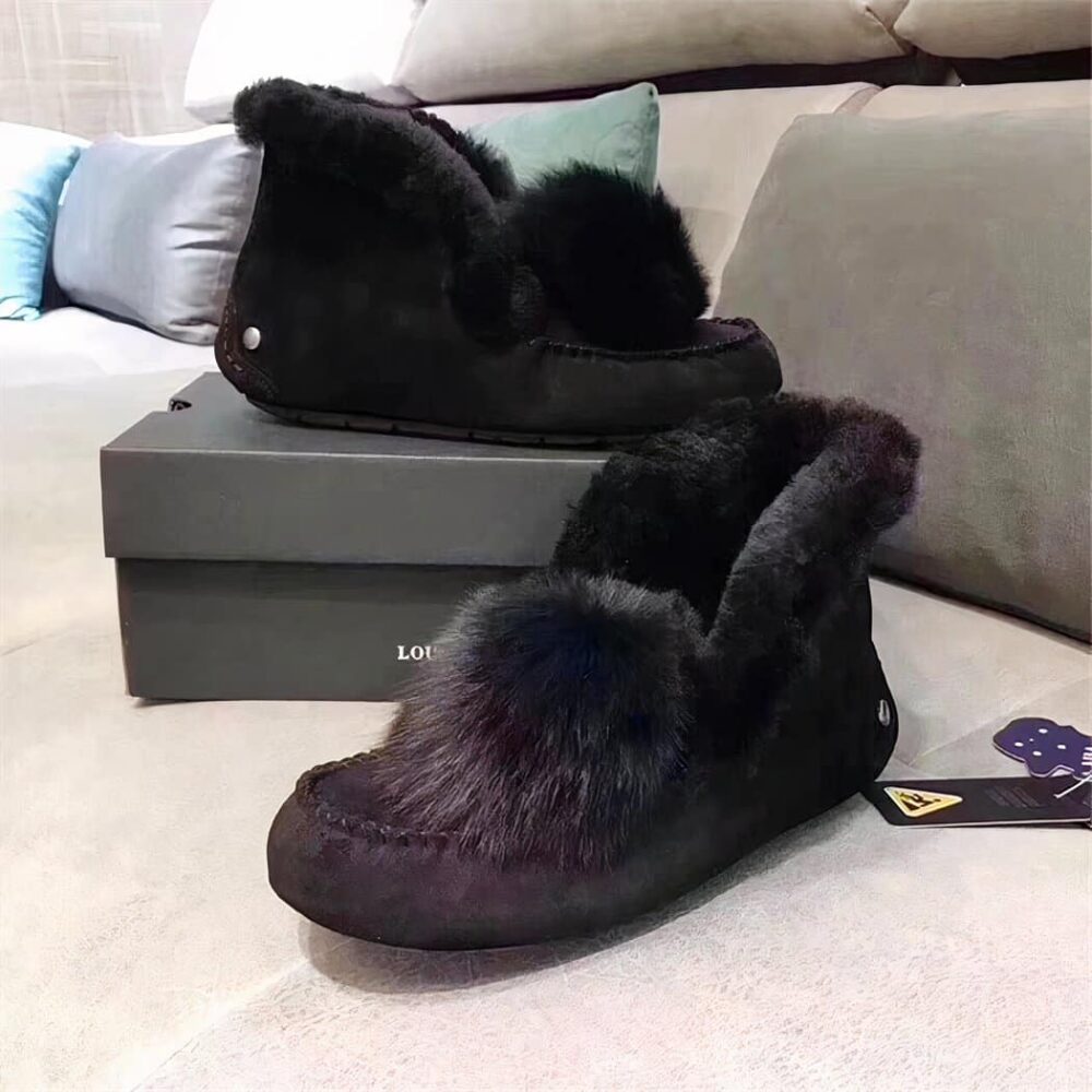 Indian moccasin in suede with pompom lining - Image 4