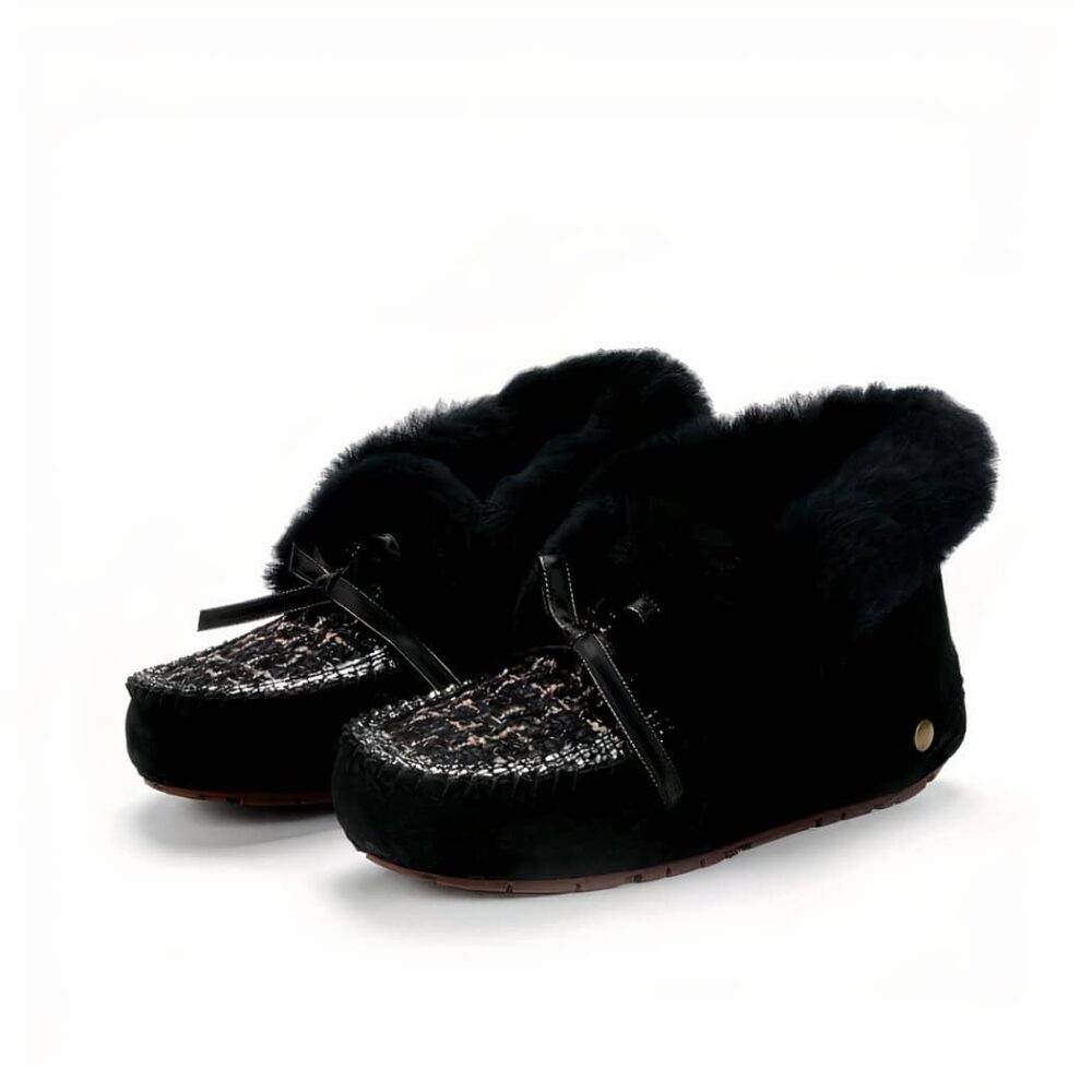 Indian moccasins in lined suede and tweed upper - Image 12