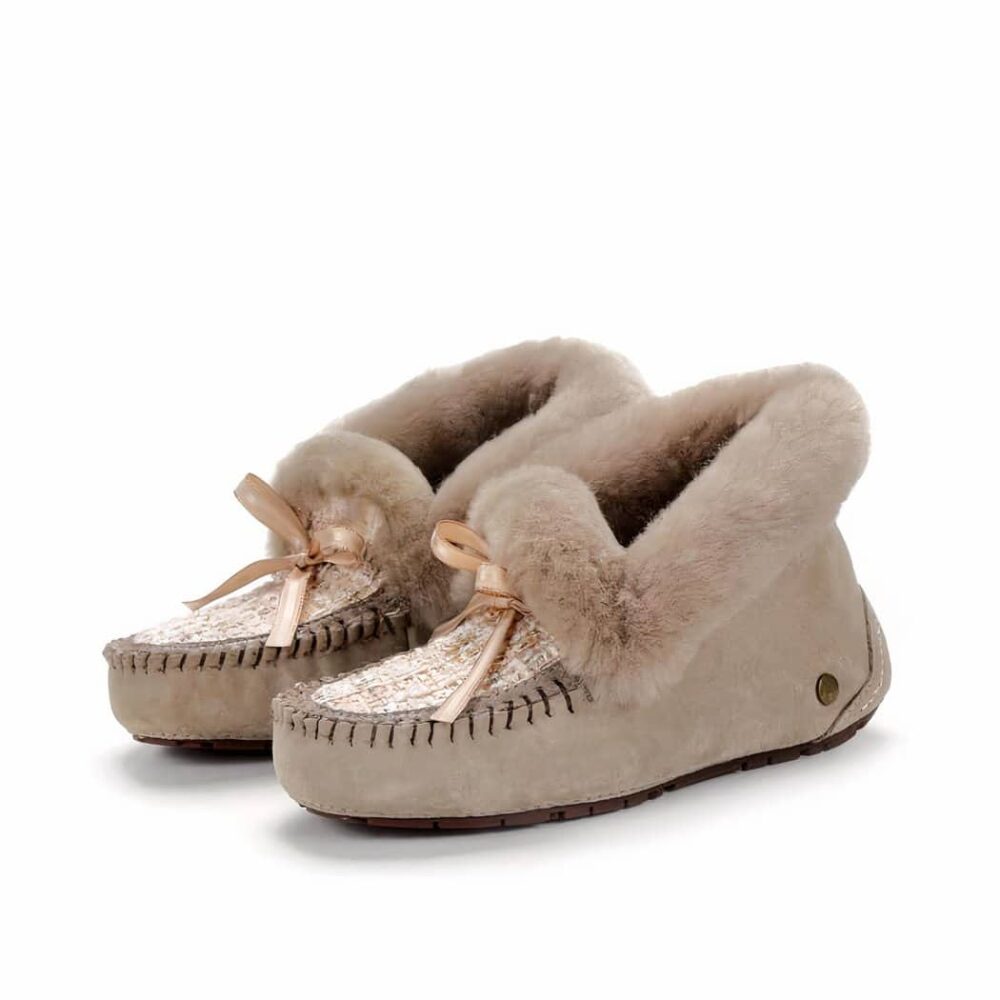 Indian moccasins in lined suede and tweed upper - Image 13