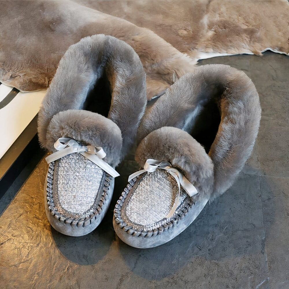 Indian moccasins in lined suede and tweed upper - Image 5