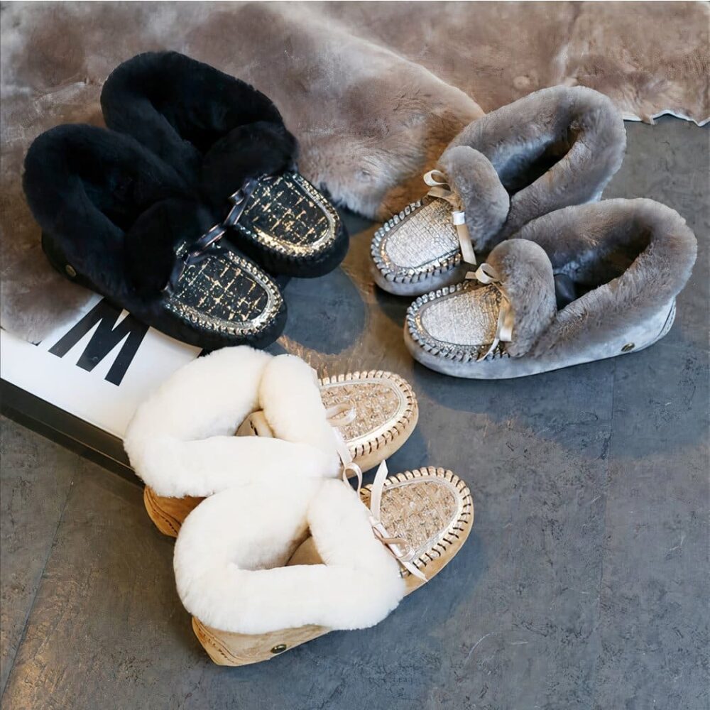 Indian moccasins in lined suede and tweed upper - Image 6