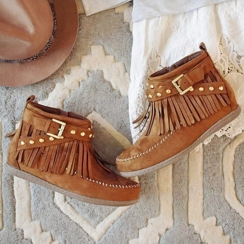 Native American Moccasins with bangs and buckles - Image 3