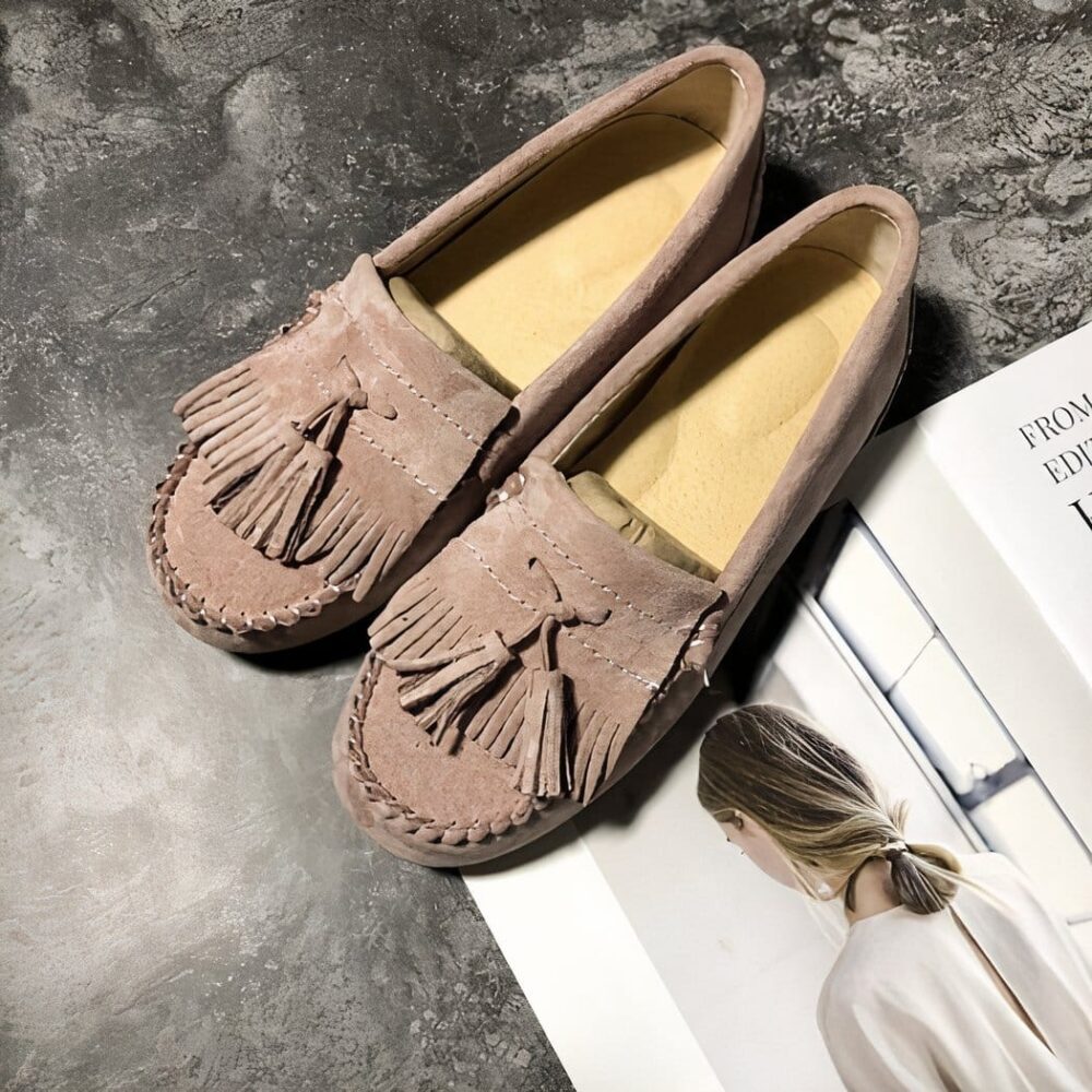 Indian suede moccasins with tassels - Image 5