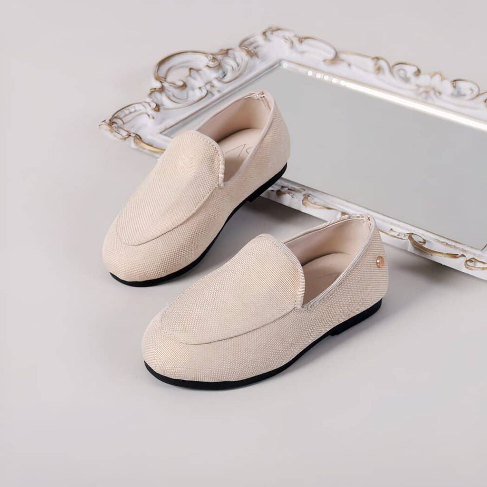 Soft, casual slip-on loafers - Image 2