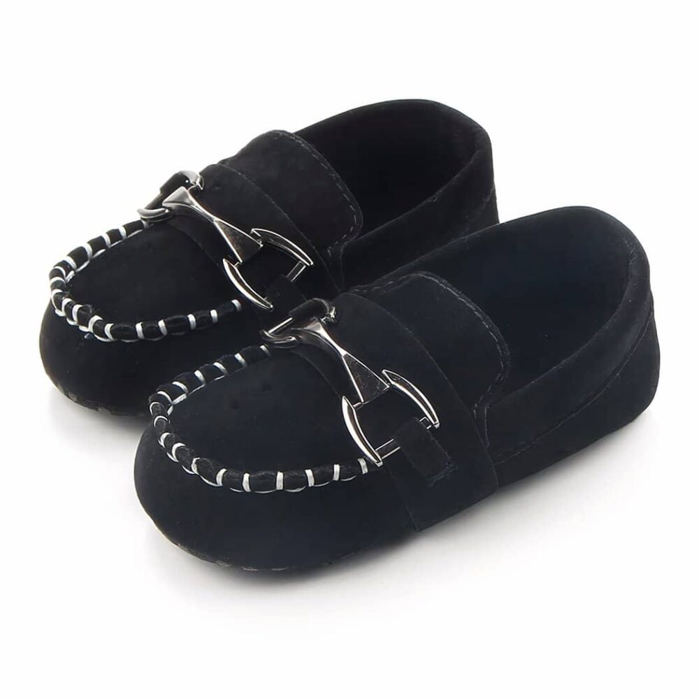 Soft suede baby boy moccasins with silver studs - Image 3