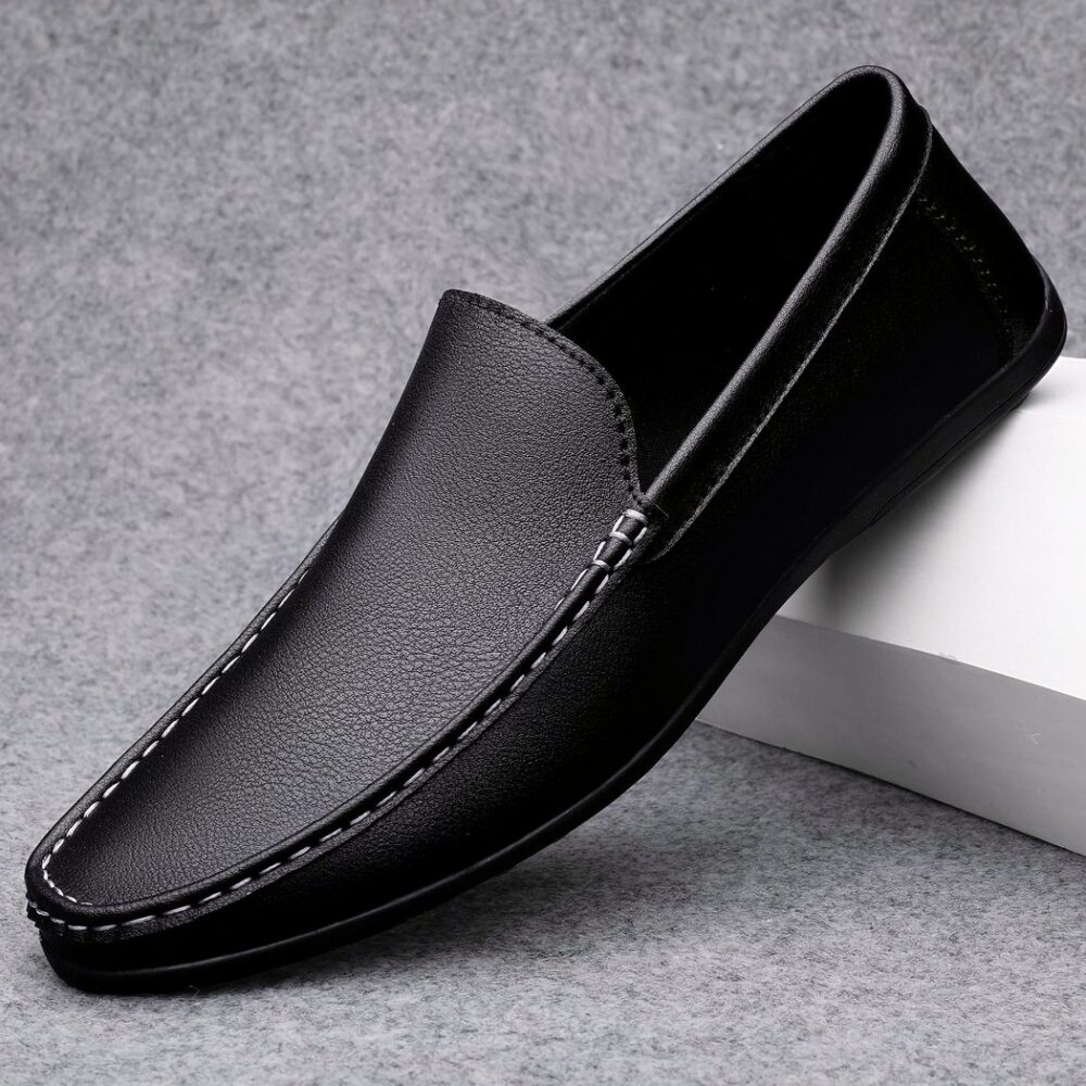 men's black leather moccasin