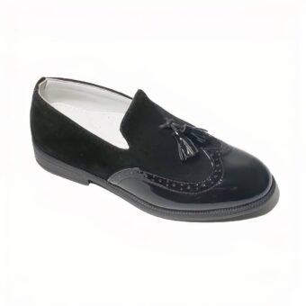 Boys' leather moccasins with tassels