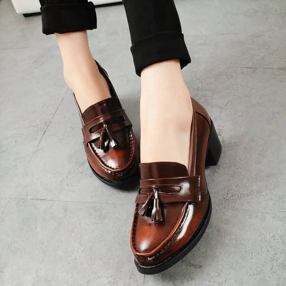 Women's mid-heel synthetic leather loafers - Image 6