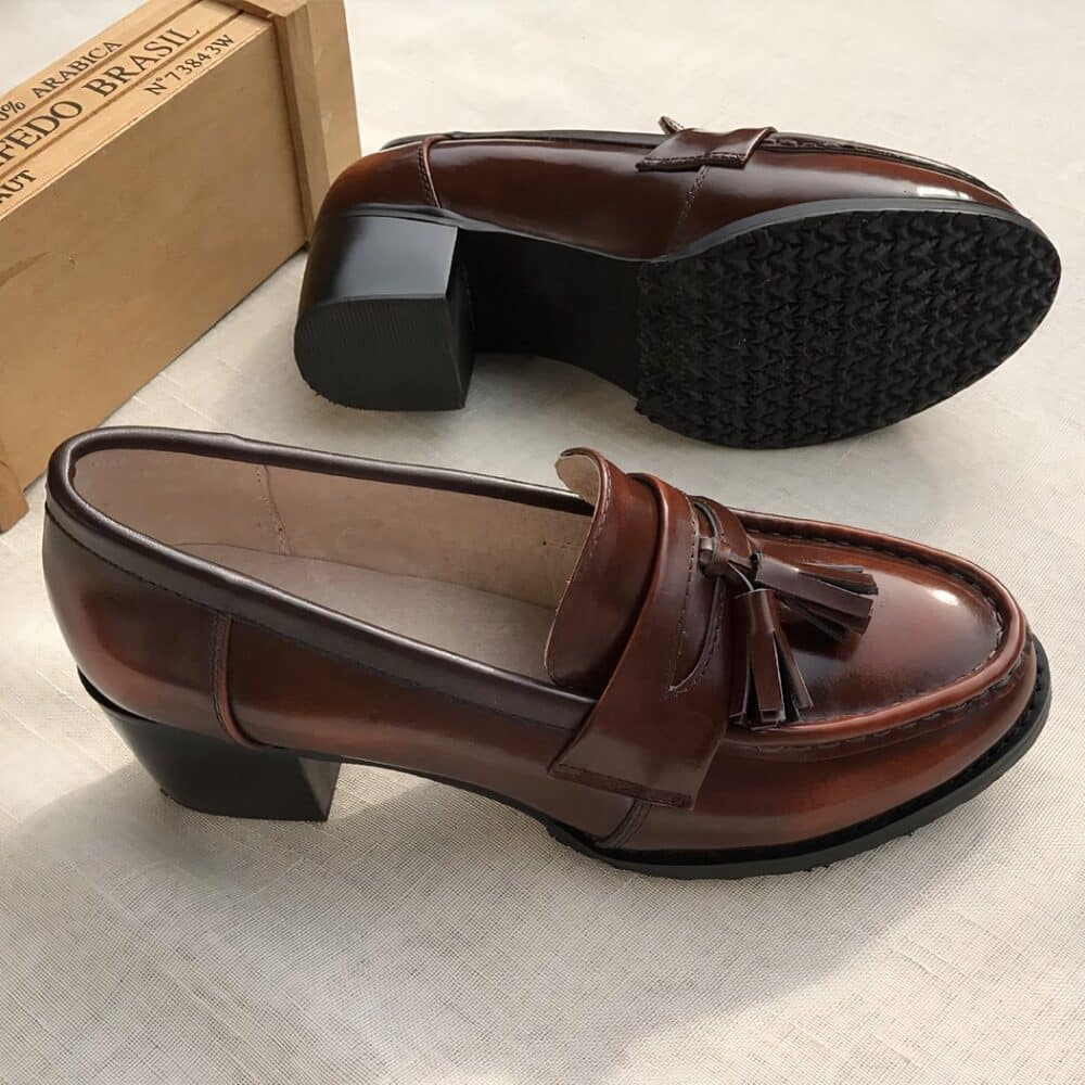 Women's mid-heel synthetic leather loafers - Image 5