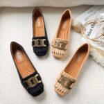 2 pairs of women's tassel moccasins