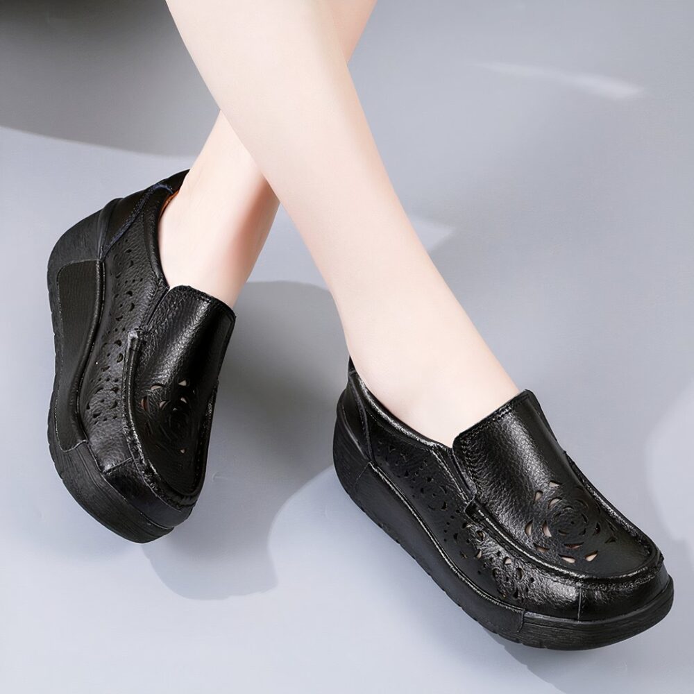 Breathable orthopedic moccasins for women - Image 6