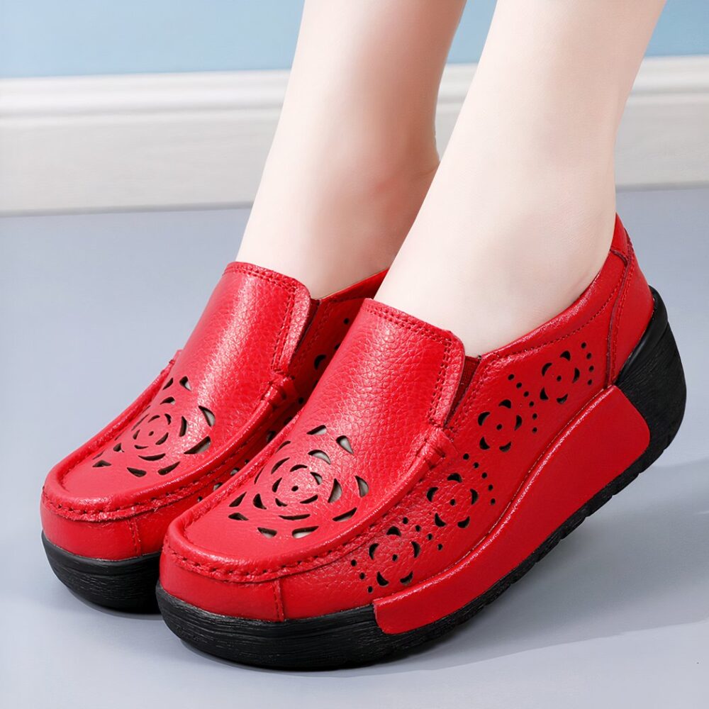 Breathable orthopedic moccasins for women - Image 3