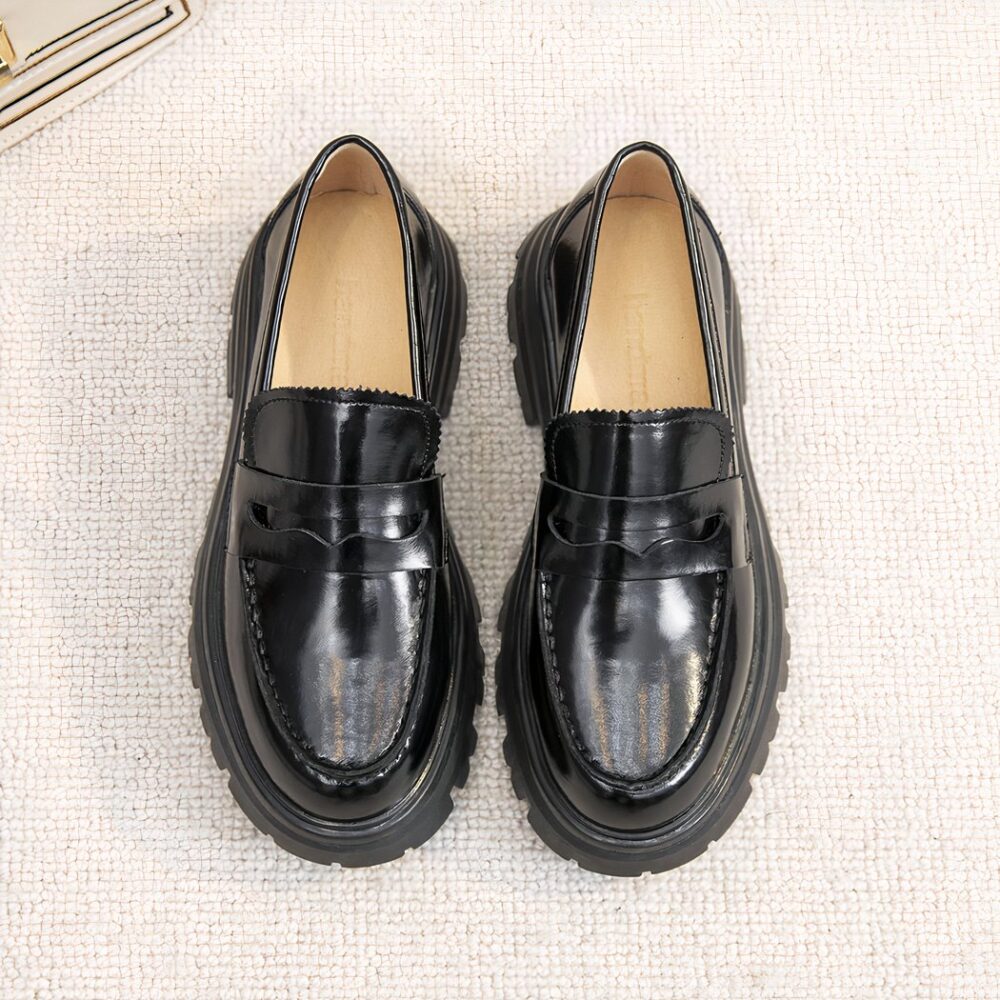 Moccasins in smooth synthetic leather with thick sole - Image 2