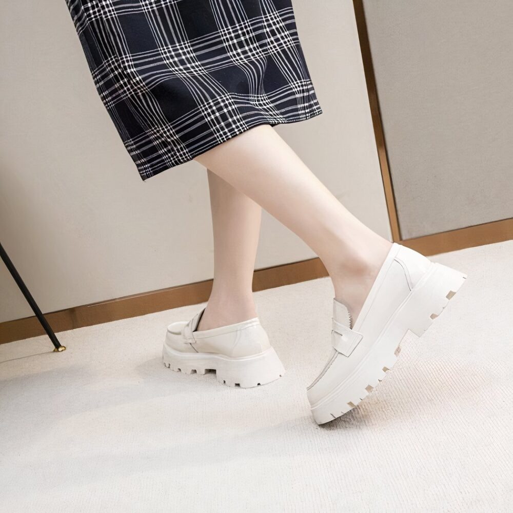 Moccasins in smooth synthetic leather with thick sole - Image 9