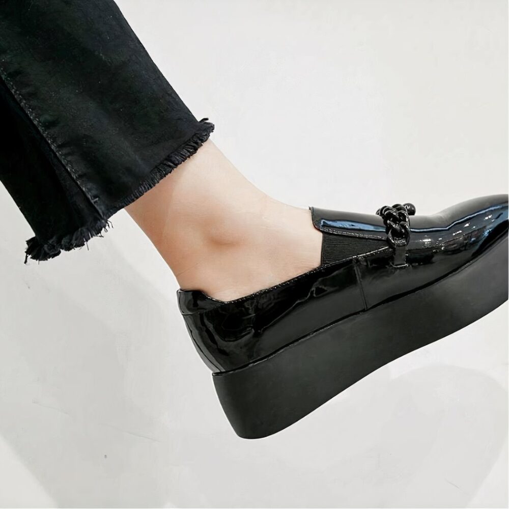 Patent platform loafers with decorative metal chain - Image 10