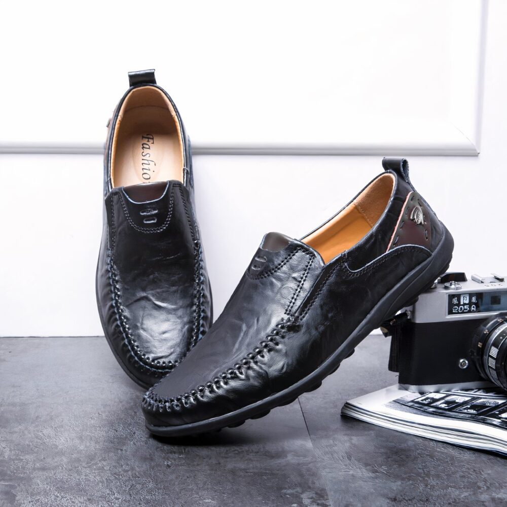 Sophisticated synthetic leather loafers for men - Image 4
