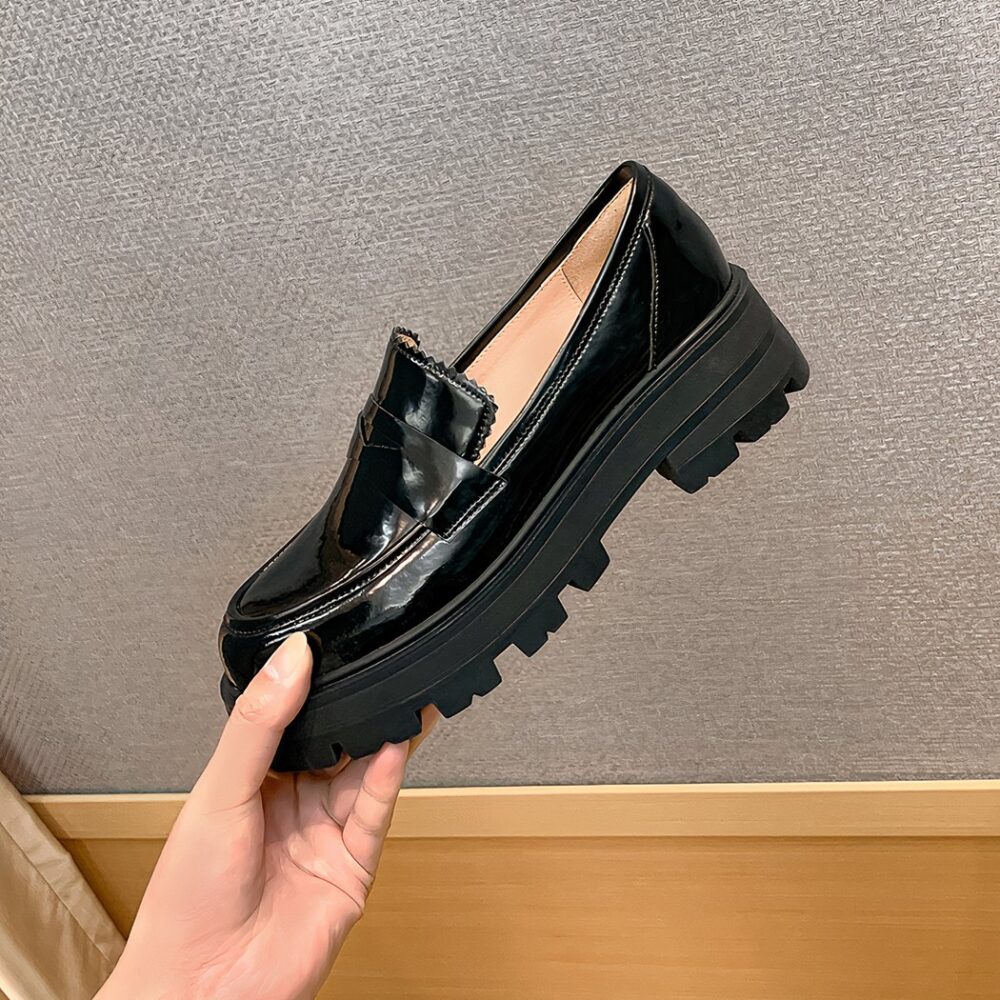 Women's patent leather platform loafers with heels - Image 6