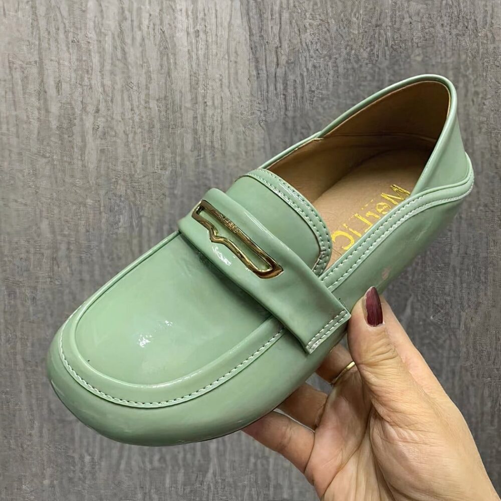 Women's round-toe patent leather loafers - Image 2