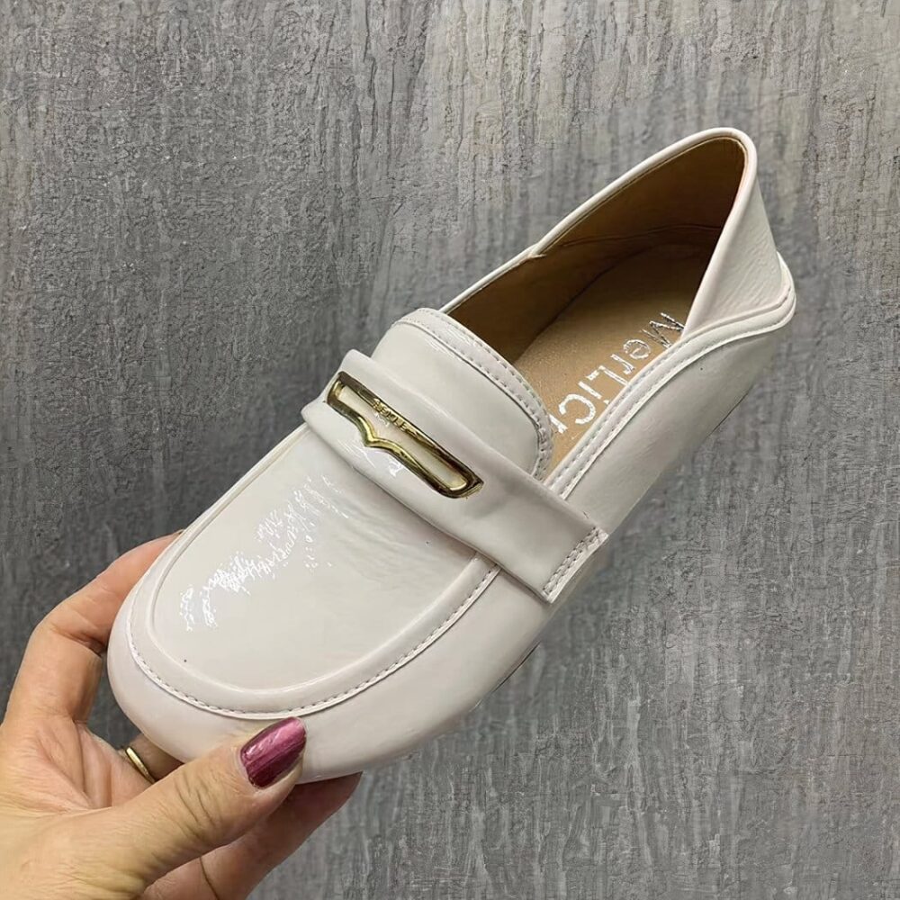 Women's round-toe patent leather loafers - Image 8