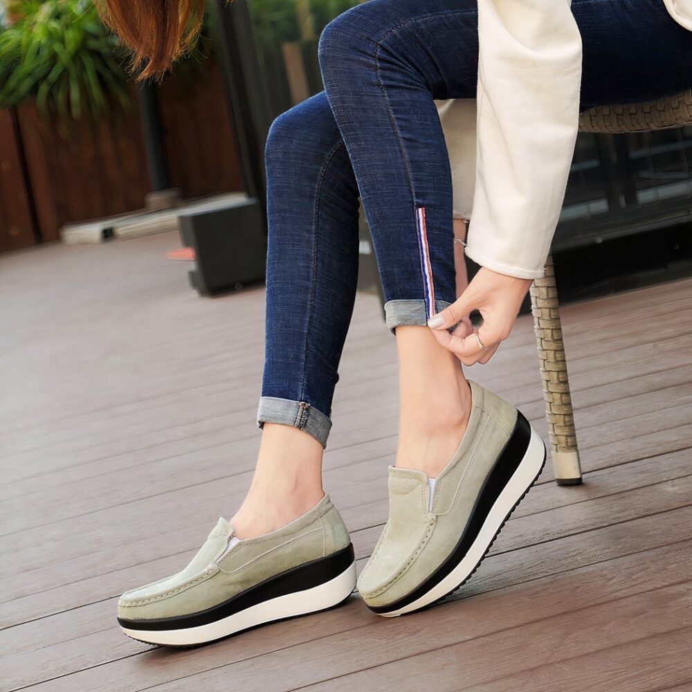 Genuine suede leather platform loafers for women - Image 4