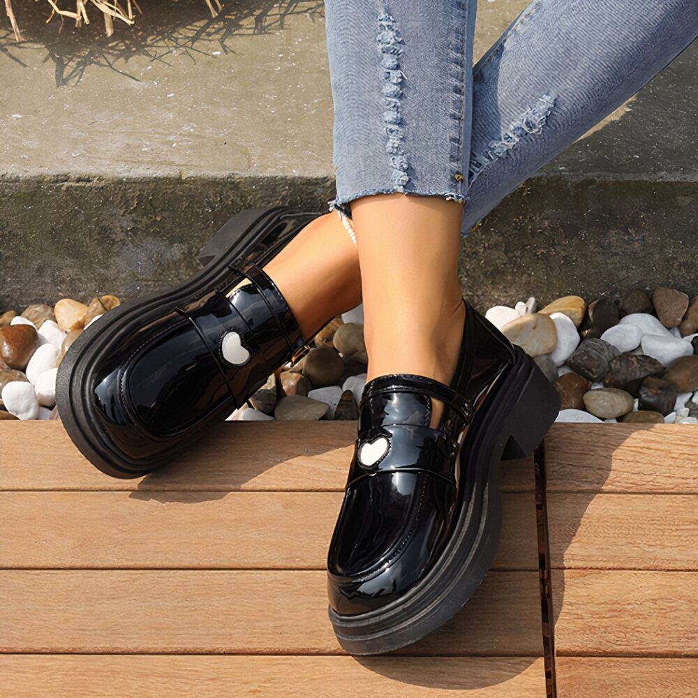 Women's faux patent leather moccasins with heart design - Image 2