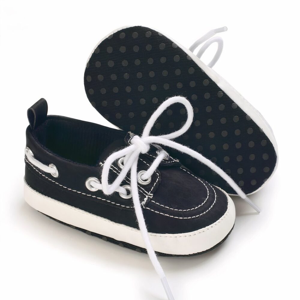Boat-style lace-up moccasins for baby boys - Image 5