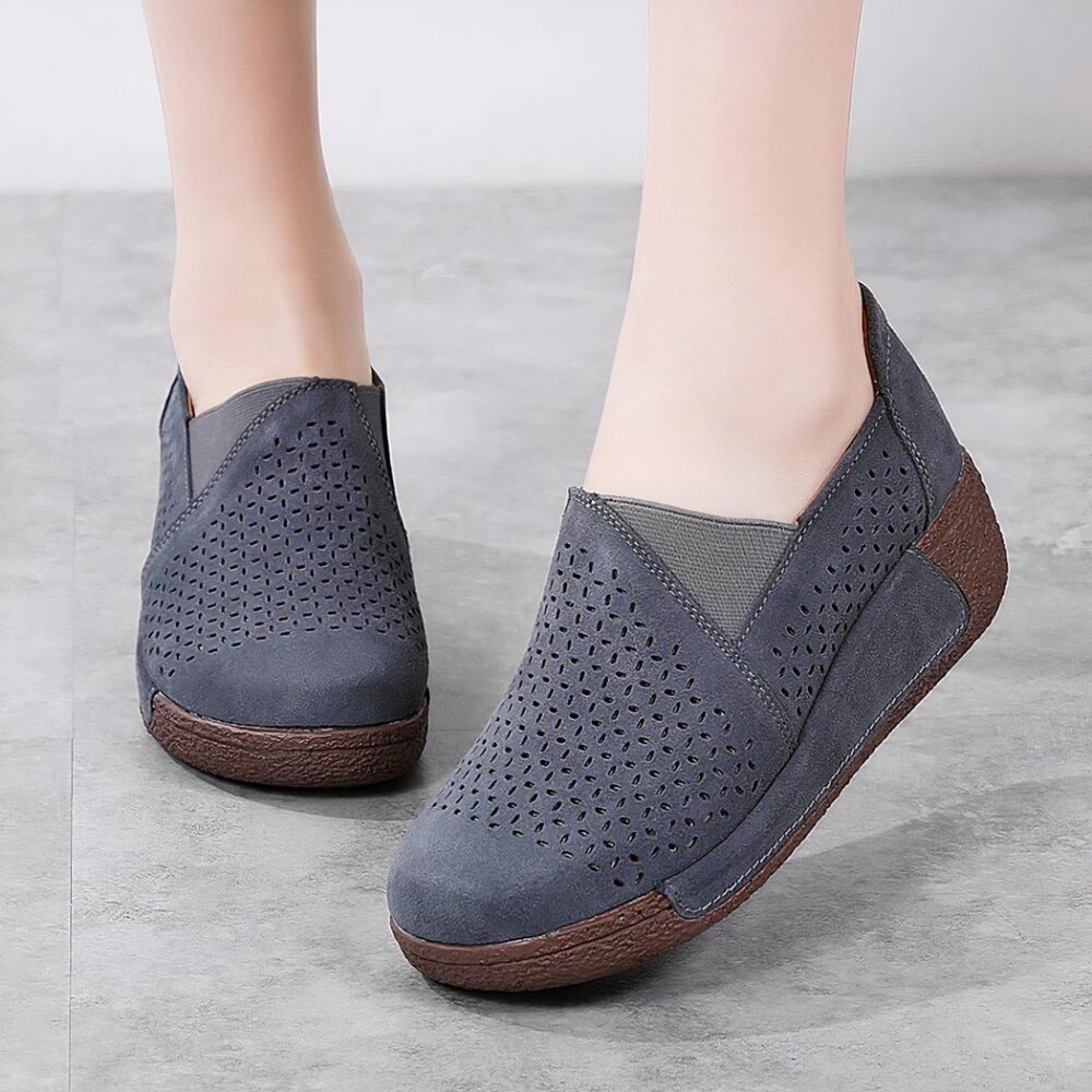 Comfortable openwork loafers with wedge soles for women - Image 5