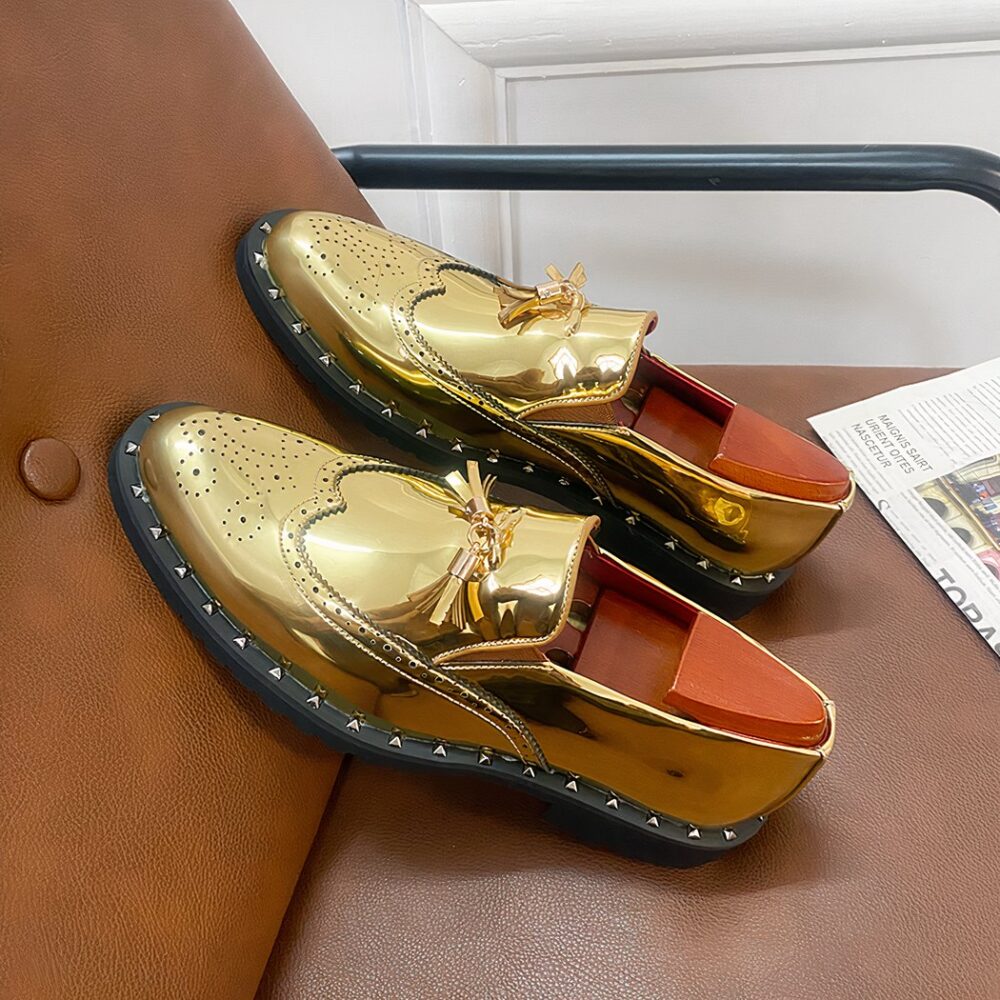 Elegant golden loafers for men - Image 5