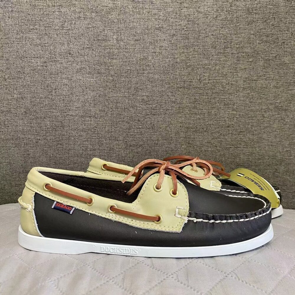 Men's black two-tone lace-up boat loafers - Image 3
