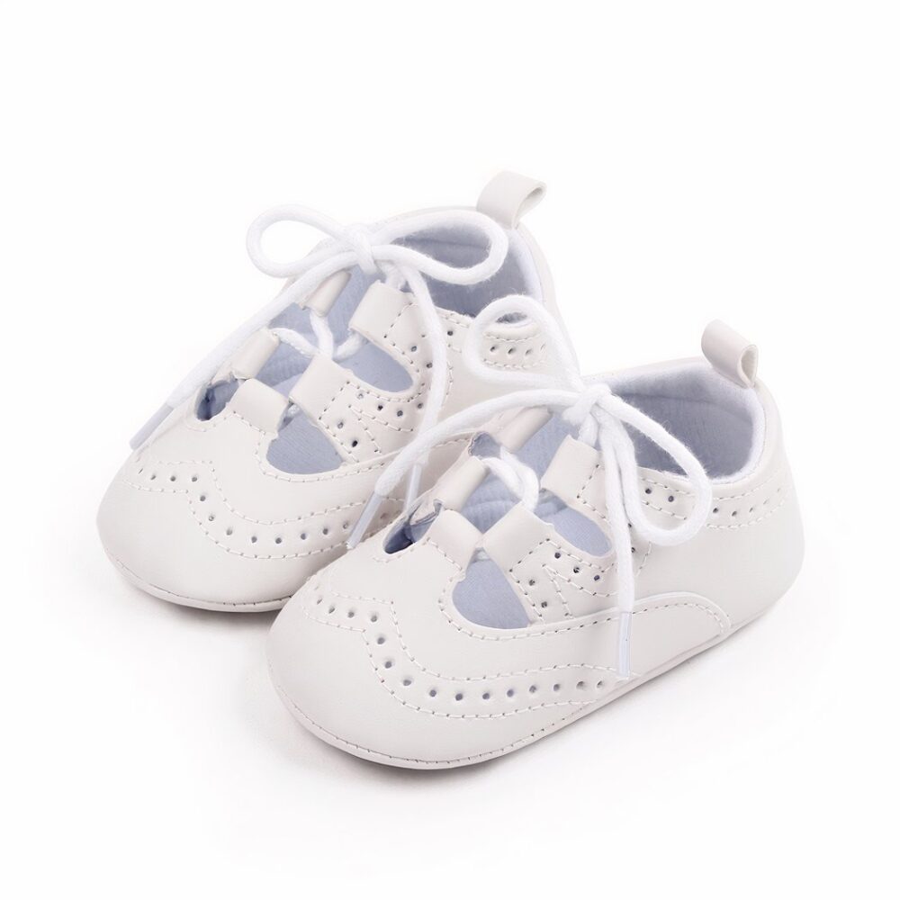 Openwork moccasins with lace-up sneakers for baby girls - Image 2
